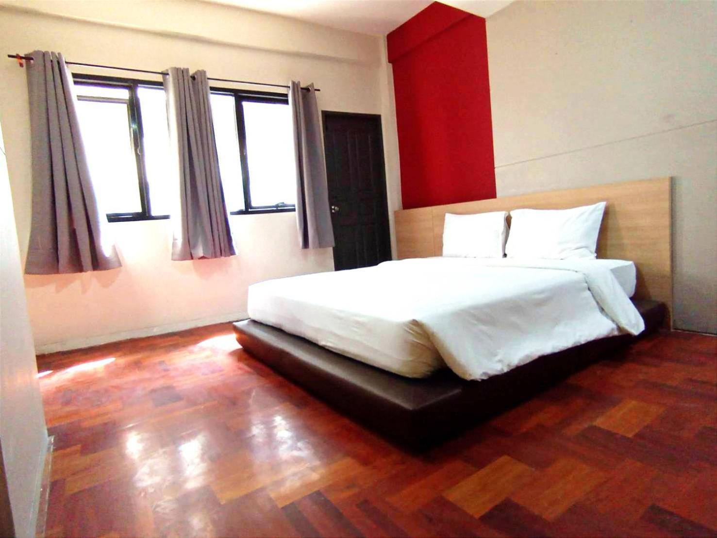 Go Inn Silom โกอินน์ สีลม - สถานีรถไฟฟ้าเซนต์หลุยส์ Bangkok Bilik gambar